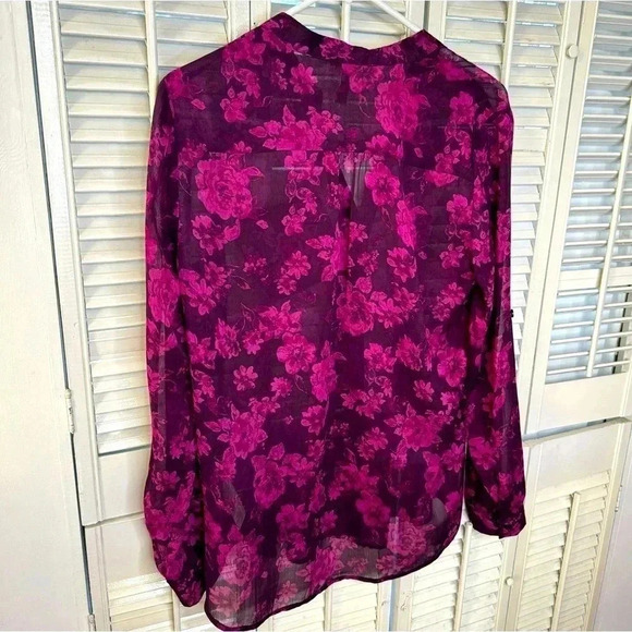 Kut From the kloth Mock neck sheer floral blouse - Picture 6 of 6